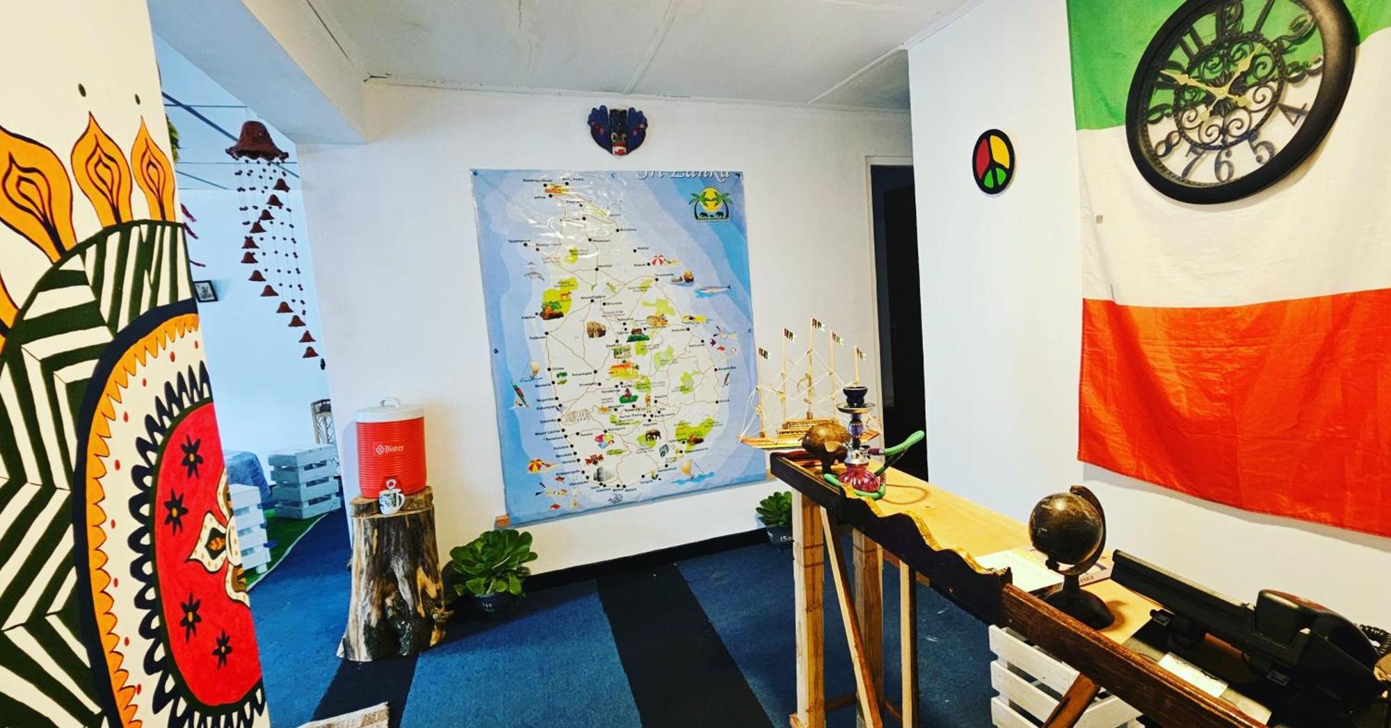 Haven Backpackers Hostel Нувара Елия Екстериор снимка