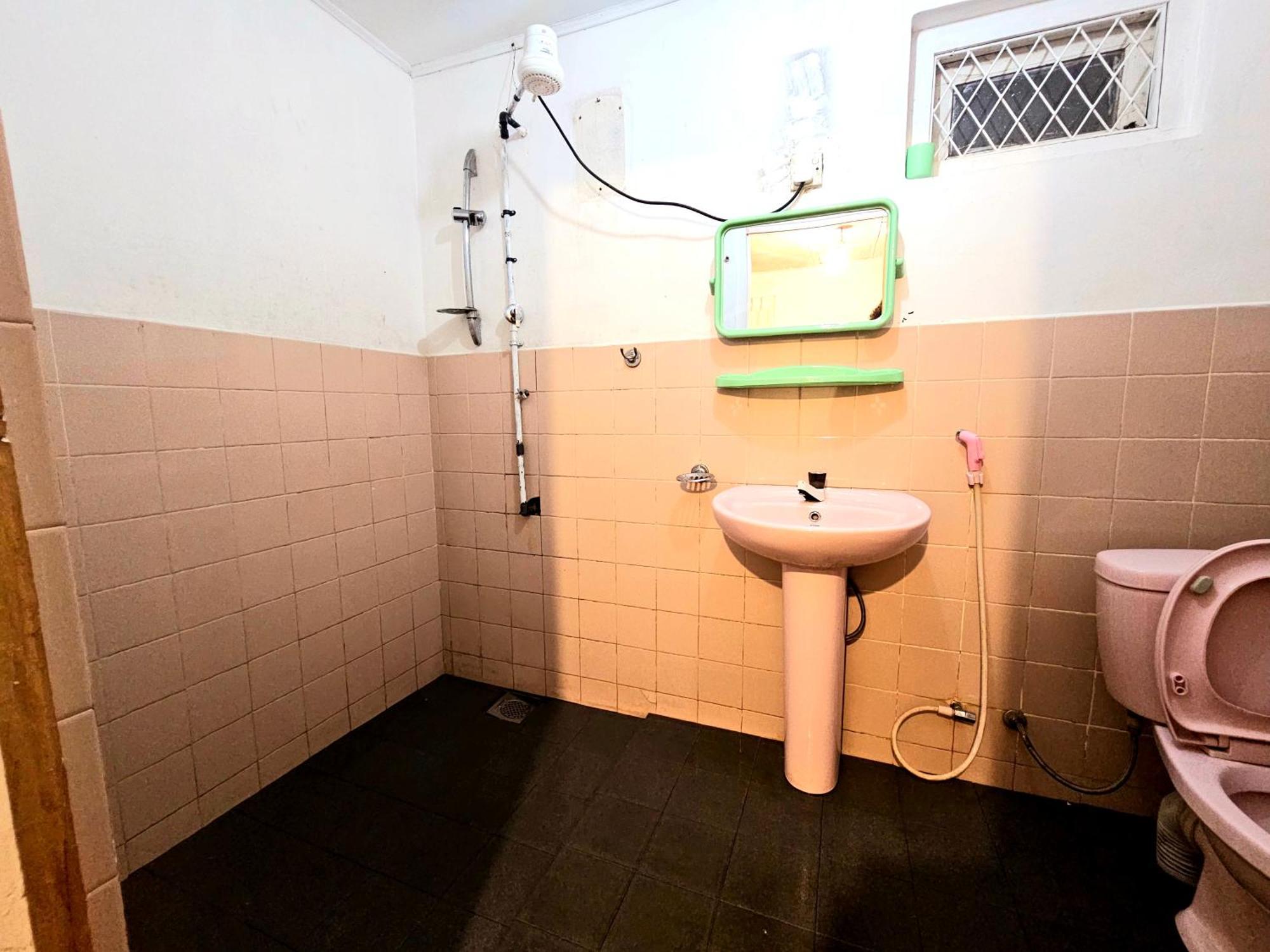 Haven Backpackers Hostel Нувара Елия Екстериор снимка